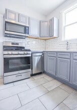 Building Photo - 4301 W Wrightwood Ave