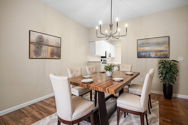 Foto del edificio - Beautiful single level condo, lower level ...