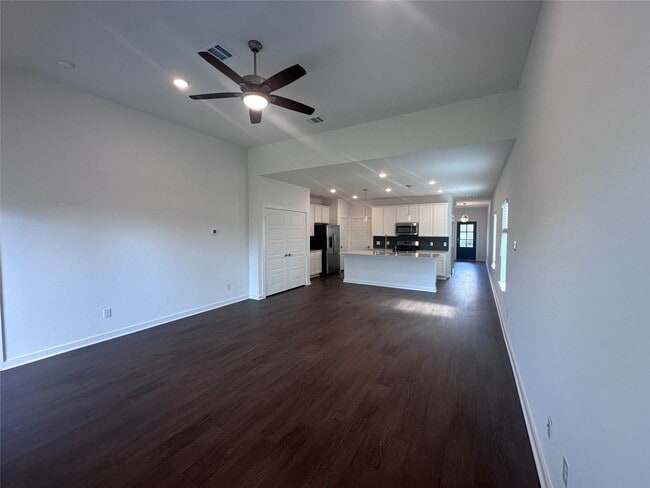 Building Photo - 32511 Midsummer Dr