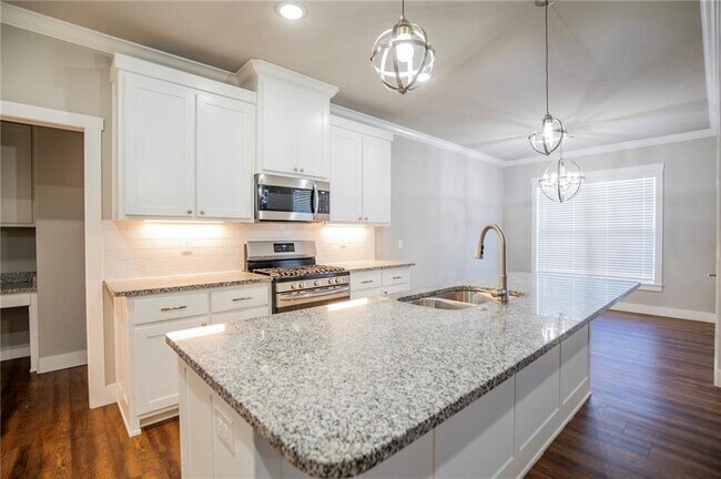 Foto del edificio - 1013 Estes Dr