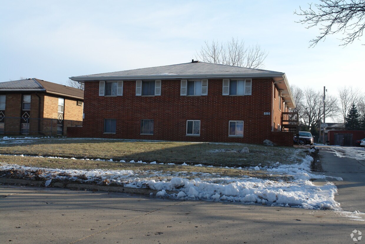 Foto del edificio - 113 NW College Ave