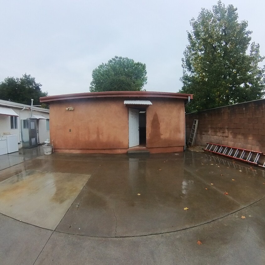 Primary Photo - 17846 Tribune St