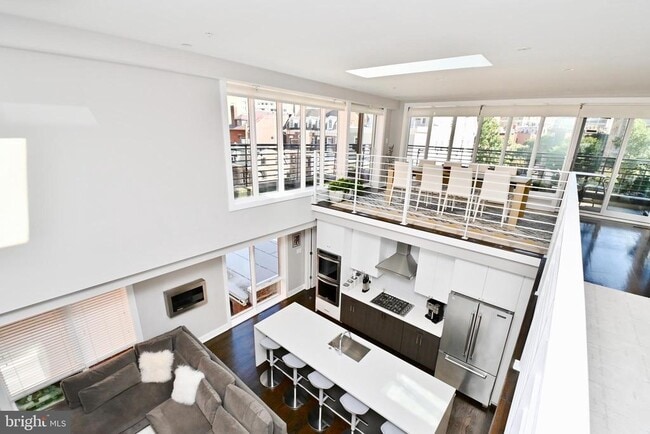 Building Photo - 2012 Kalorama Rd NW