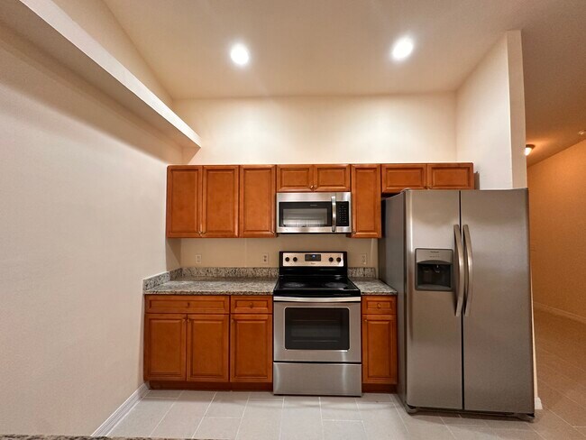 Building Photo - 1136 SE 9th Ct