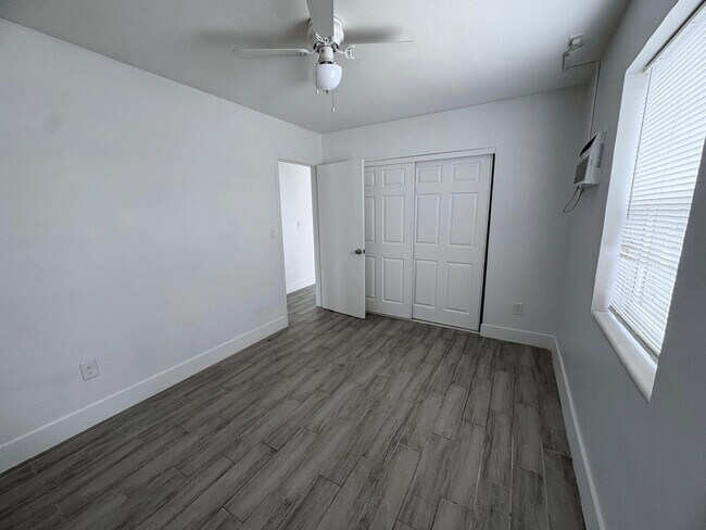 Foto del edificio - 4301 NE 6th Ave