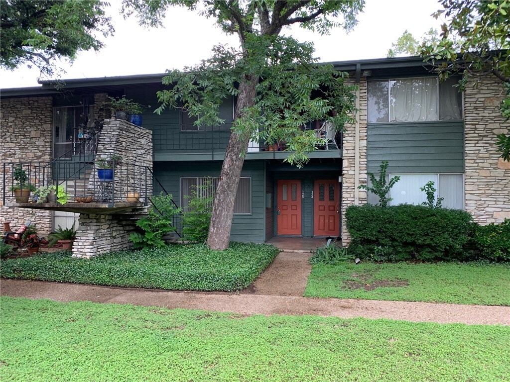 Foto principal - 1304 Mariposa Dr