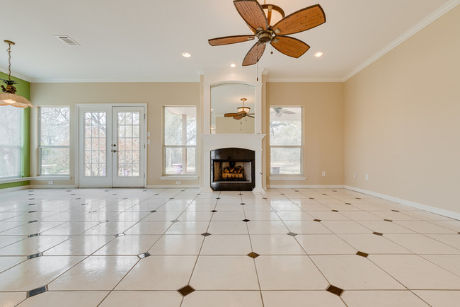Building Photo - Secluded, 2 Bedroom, On Acreage in Azle!
