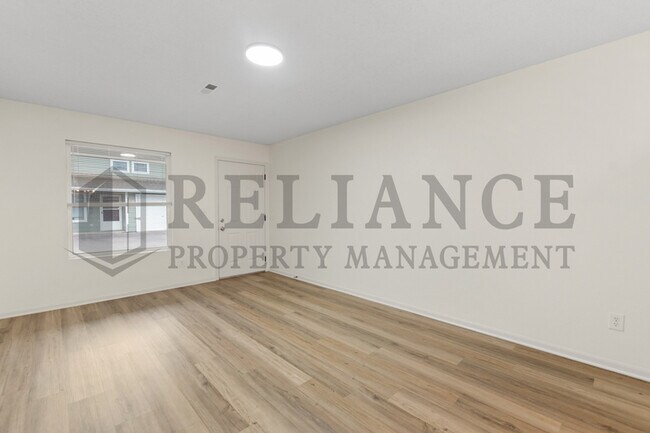 Building Photo - 1135 N Meridian Ave