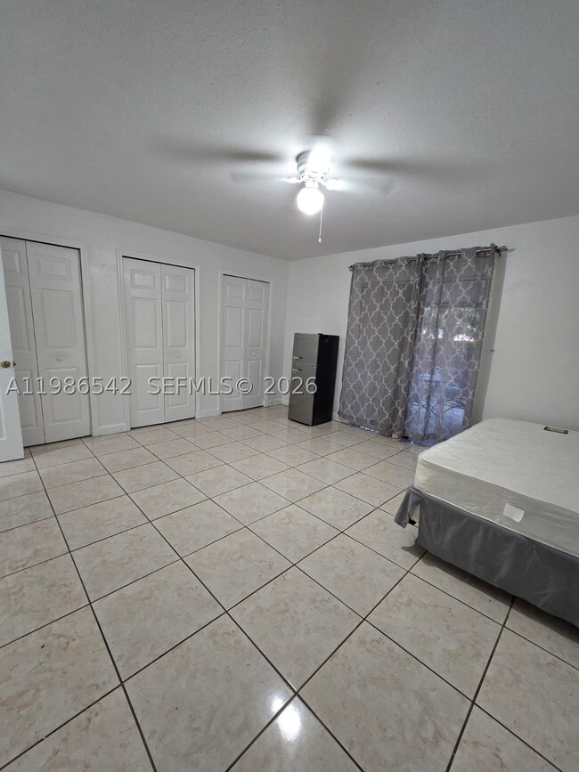 Building Photo - 28021 SW 142nd Ct