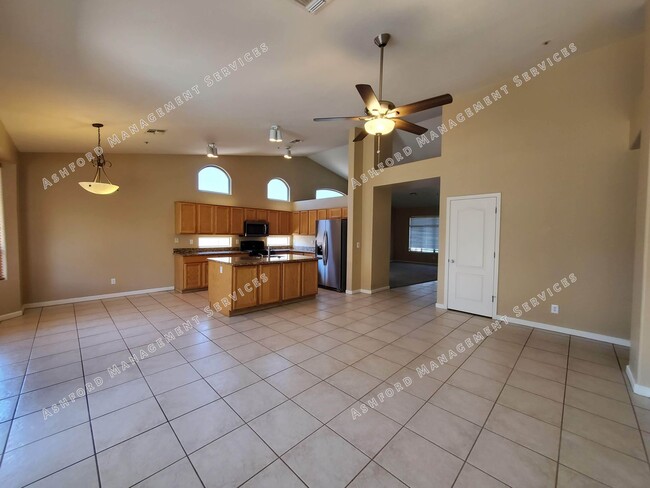 Building Photo - 3 BEDROOM WITH POOL NORTH SCOTTSDALE
