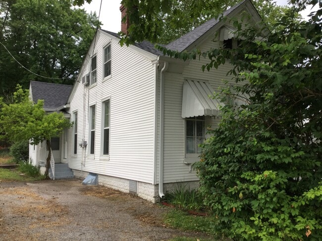 Building Photo - 1215 Liberty St