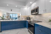 Foto principal - 3000 Oasis Grand Blvd