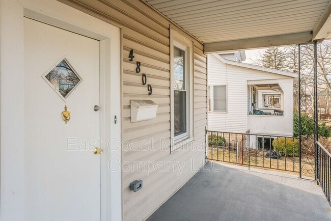 Photo - 4809 Arabia Ave House