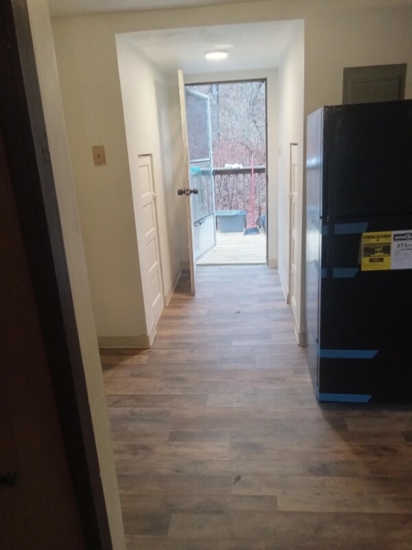 1943 Broadway Ave Unit C, Greensburg, PA 15601 Room for Rent in