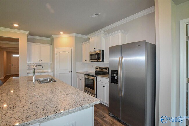 Building Photo - 109 Delilah Ln