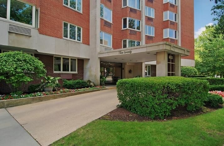 Primary Photo - Ten Twenty Grove- 62 + Active Adult Living