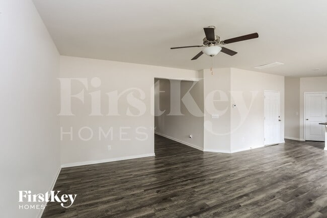 Building Photo - 8204 Williams Farm Dr