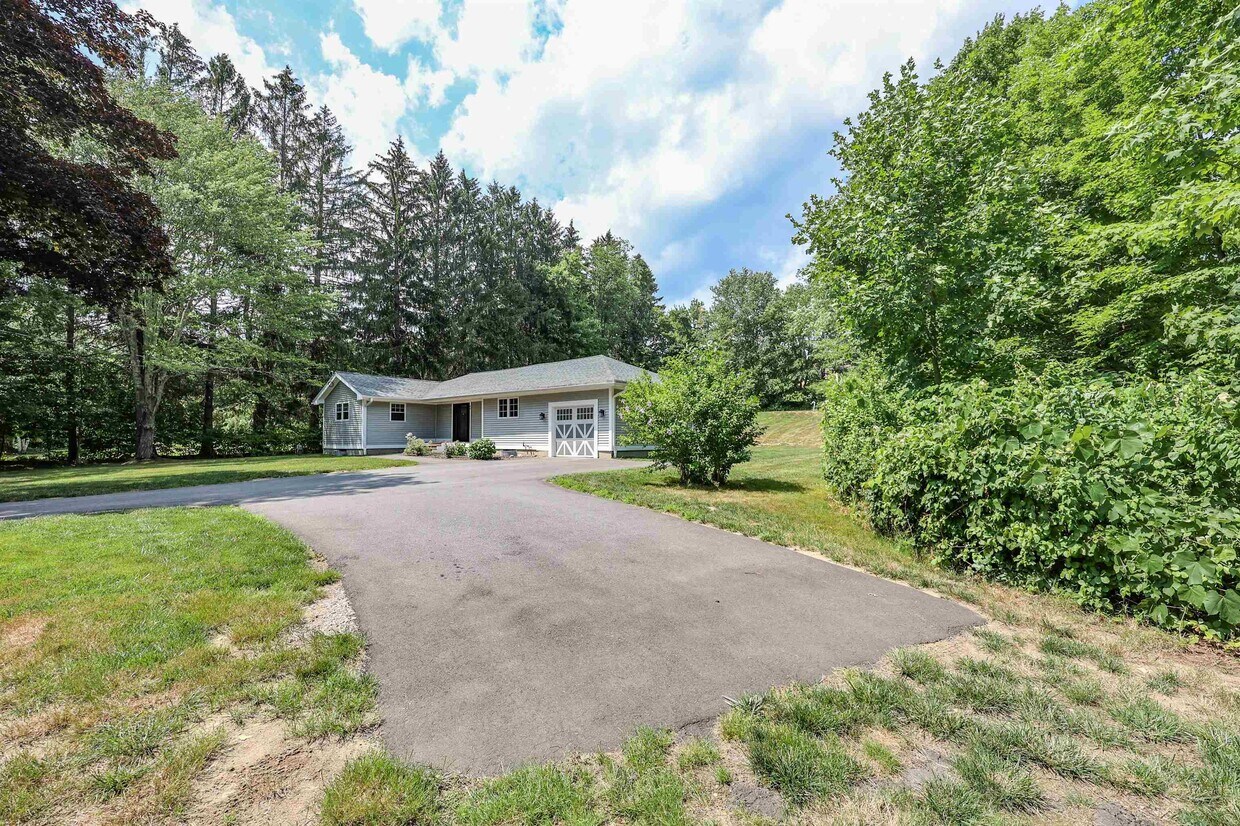 49 N Amherst Rd, Bedford, NH 03110 House Rental in Bedford, NH