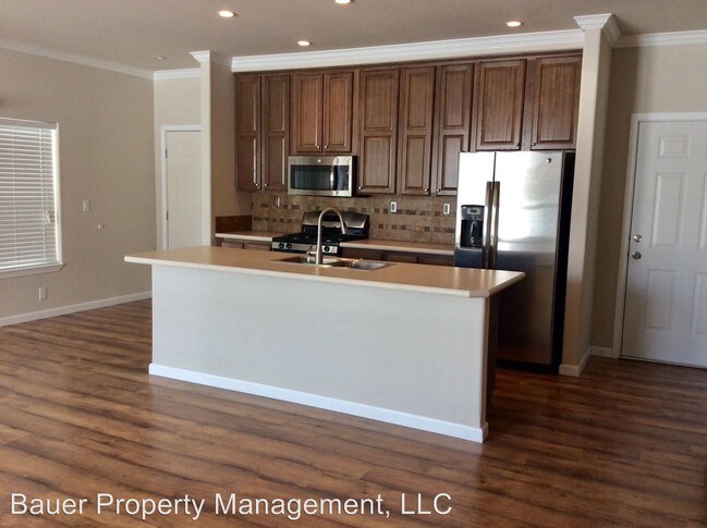 Foto del edificio - 3 br, 2.5 bath House - 827 2nd St E