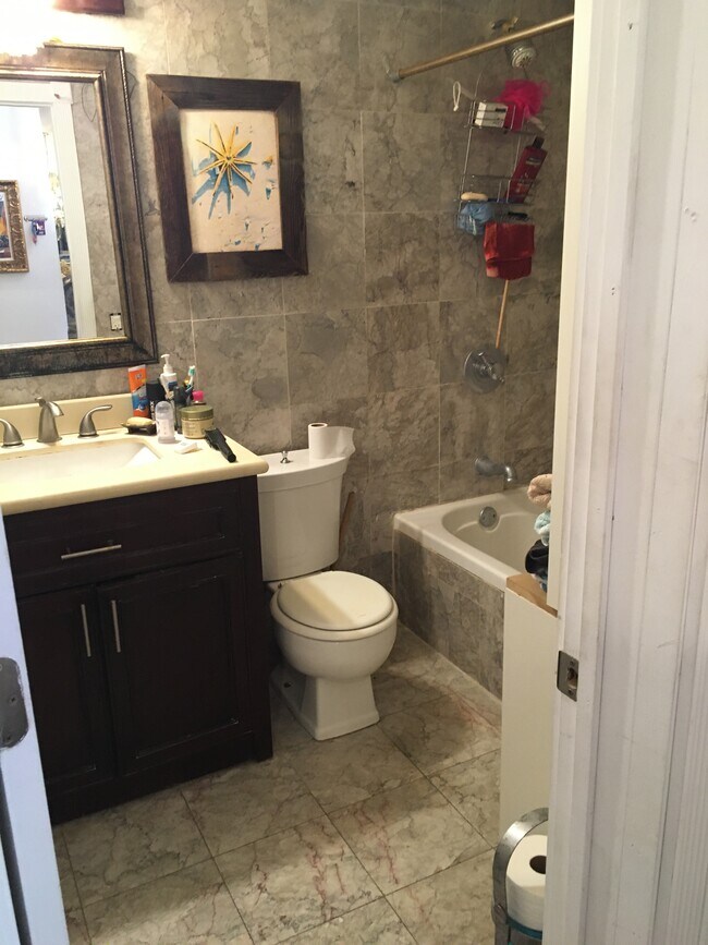 Foto del edificio - 1125 Miller Ln