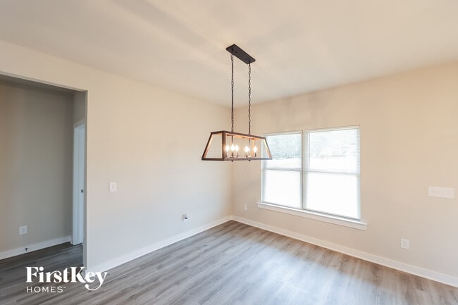 Foto del edificio - 61 County Rd 1700