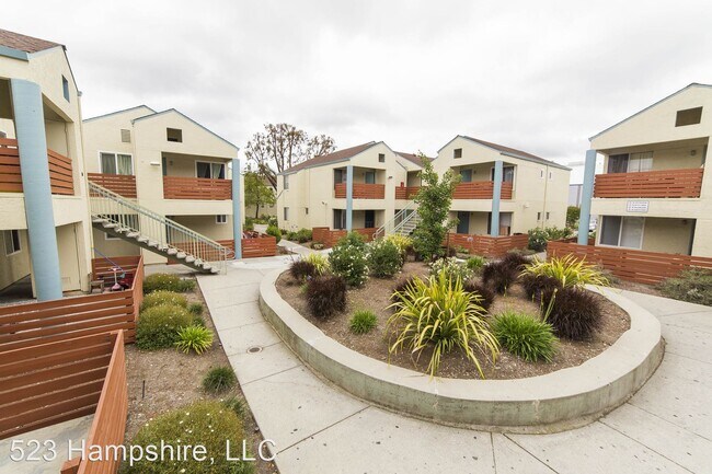 Foto del edificio - 570 Hampshire Ave