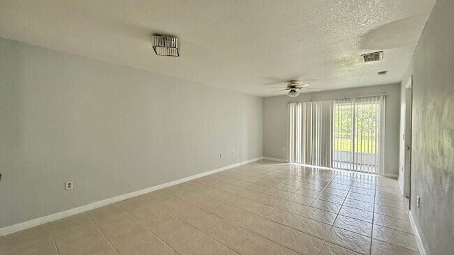Foto del edificio - 13312 Fairway Glen Dr