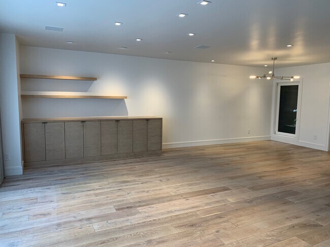 Foto del edificio - 2063 Broadway St