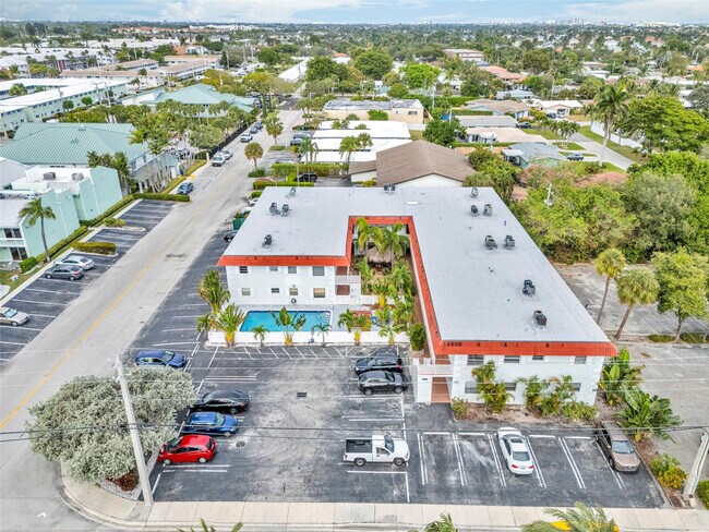 Foto del edificio - 2201 NE 36th St