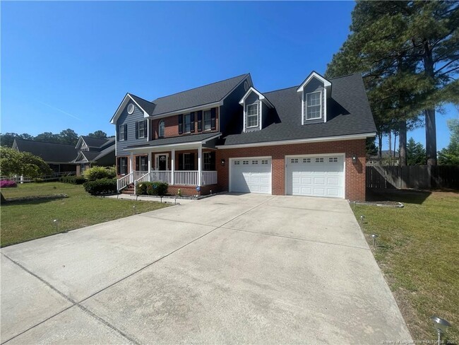 Building Photo - 6113 Castlebrooke Ln
