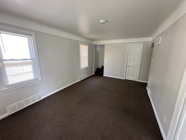 Building Photo - 22788 Rosalind Ave