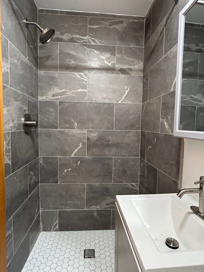 Foto del edificio - 226 S Albany St