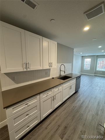 Building Photo - 1652 Lafayette St