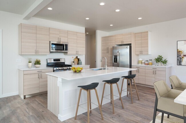 Foto del edificio - 5575 Westmorland Dr