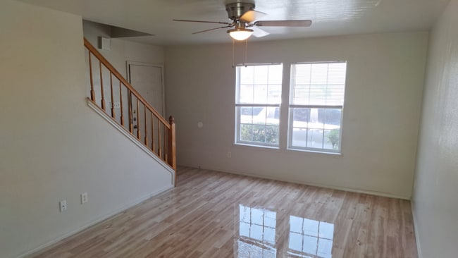 Building Photo - 3702 Malibu Ln