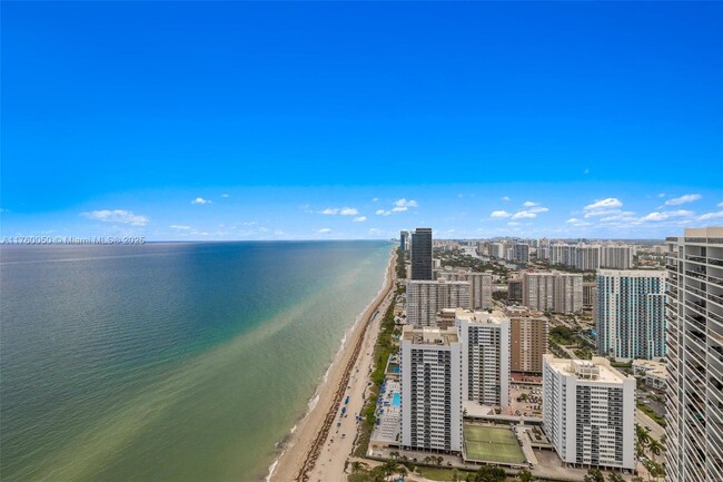 Building Photo - 1830 S Ocean Dr