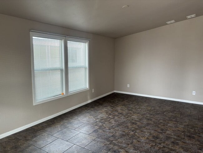 Building Photo - 11411 N 91st Ave