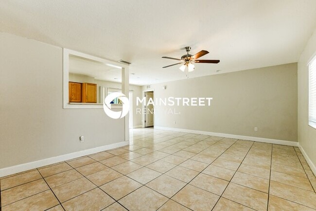 Building Photo - 3 Bedroom Pet-Friendly Home in ORLANDO, FL...