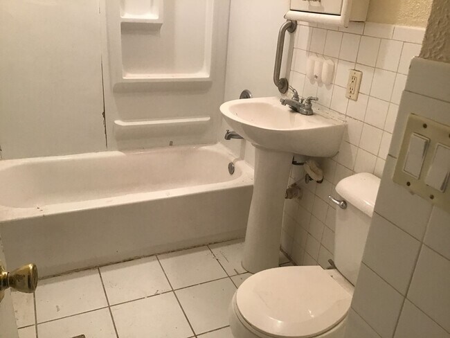 Foto del edificio - 2 bedroom Single Family Home