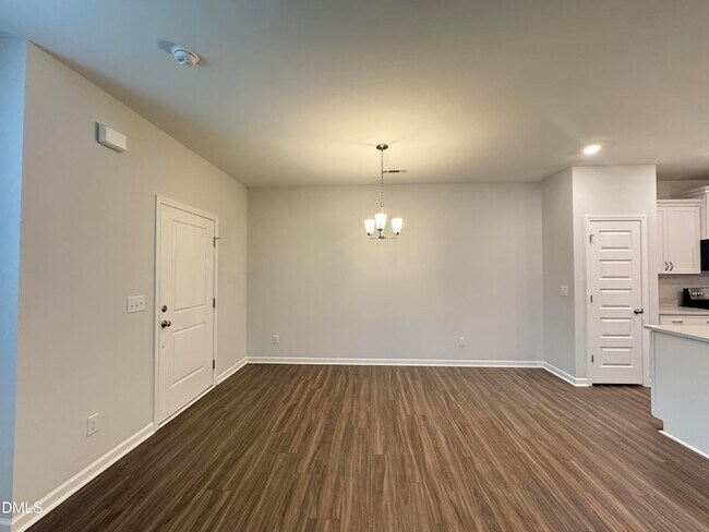 Foto del edificio - 1409 Irving Hl Dr