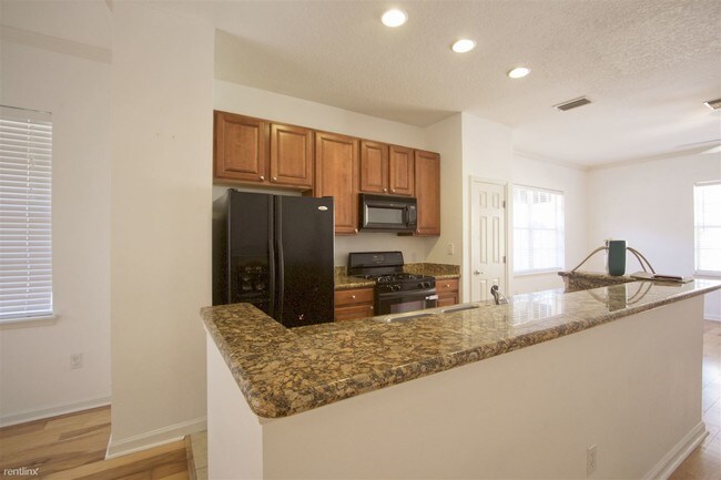 Building Photo - 508 Jasmine Way