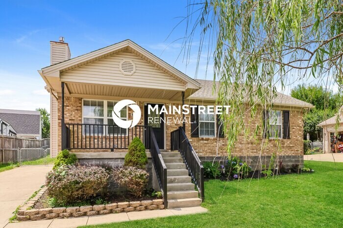 Foto principal - 3 Bedroom Pet-Friendly Home in LOUISVILLE,...