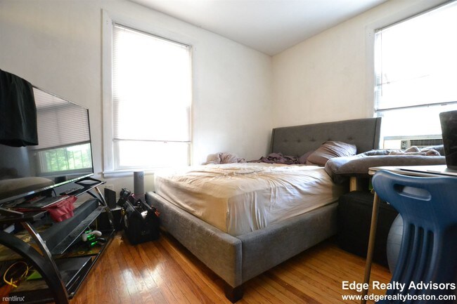 Foto del edificio - 273 Harvard St