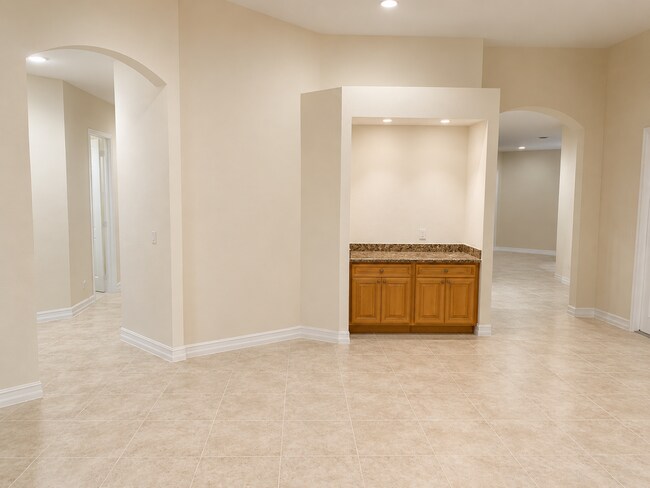 Building Photo - 3885 E Hibiscus St