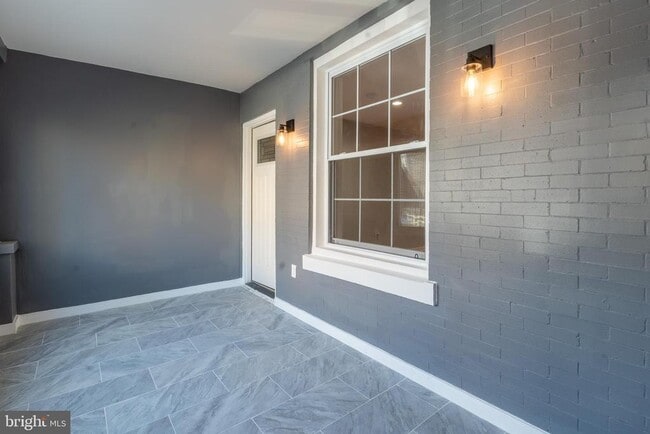 Building Photo - 34 N Paxon St