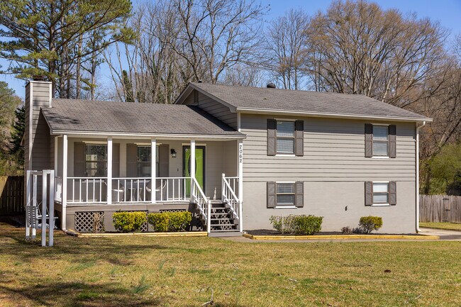 Foto del edificio - 2062 Woodbine Cir