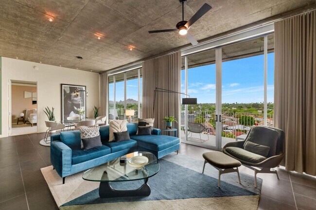 Foto del edificio - Rates Vary: $6,495 - $9,995