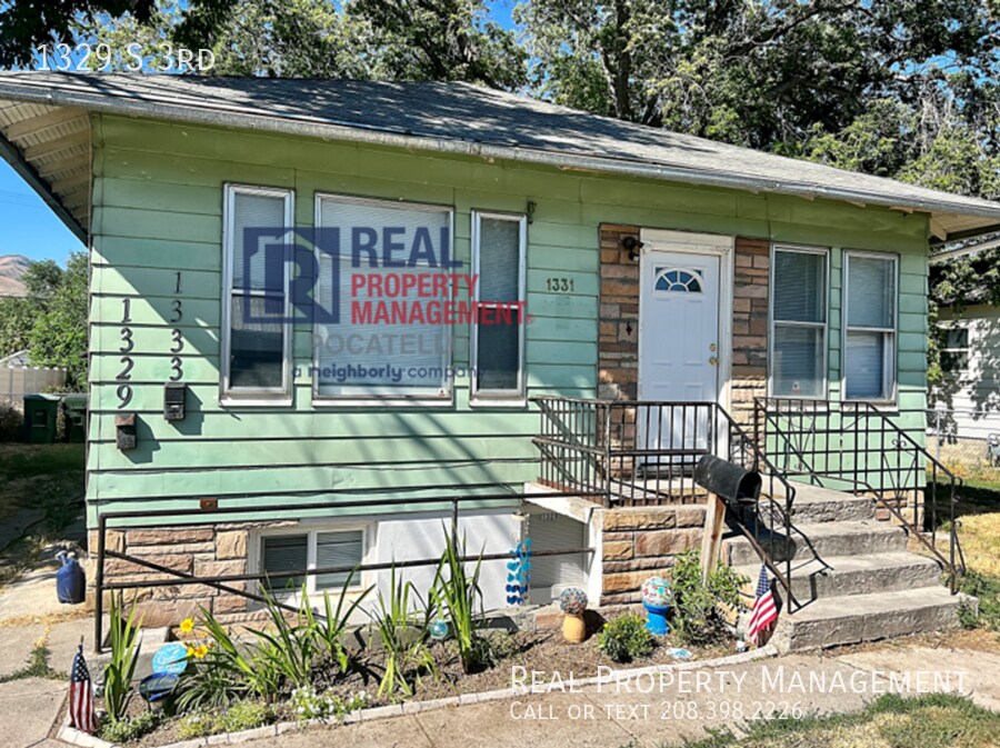 Primary Photo - 1 Bed 1 Bath Apartment