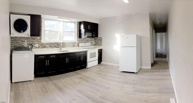 Foto del edificio - 104 Minnetonka Ave