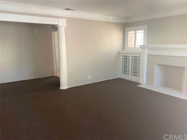 Primary Photo - 1128 W 37th Dr
